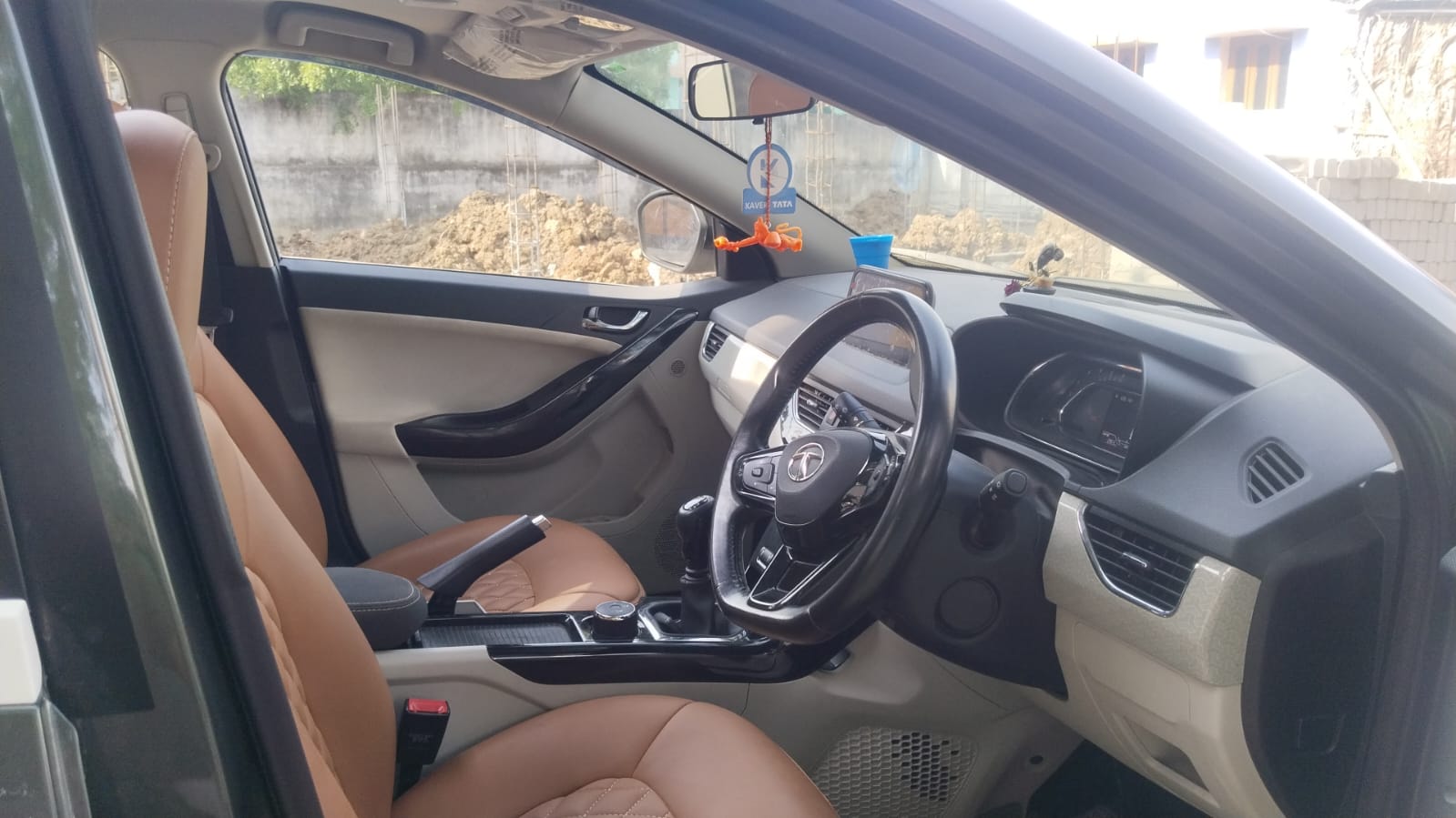 Tata Nexon cab Madurai — photo 4
