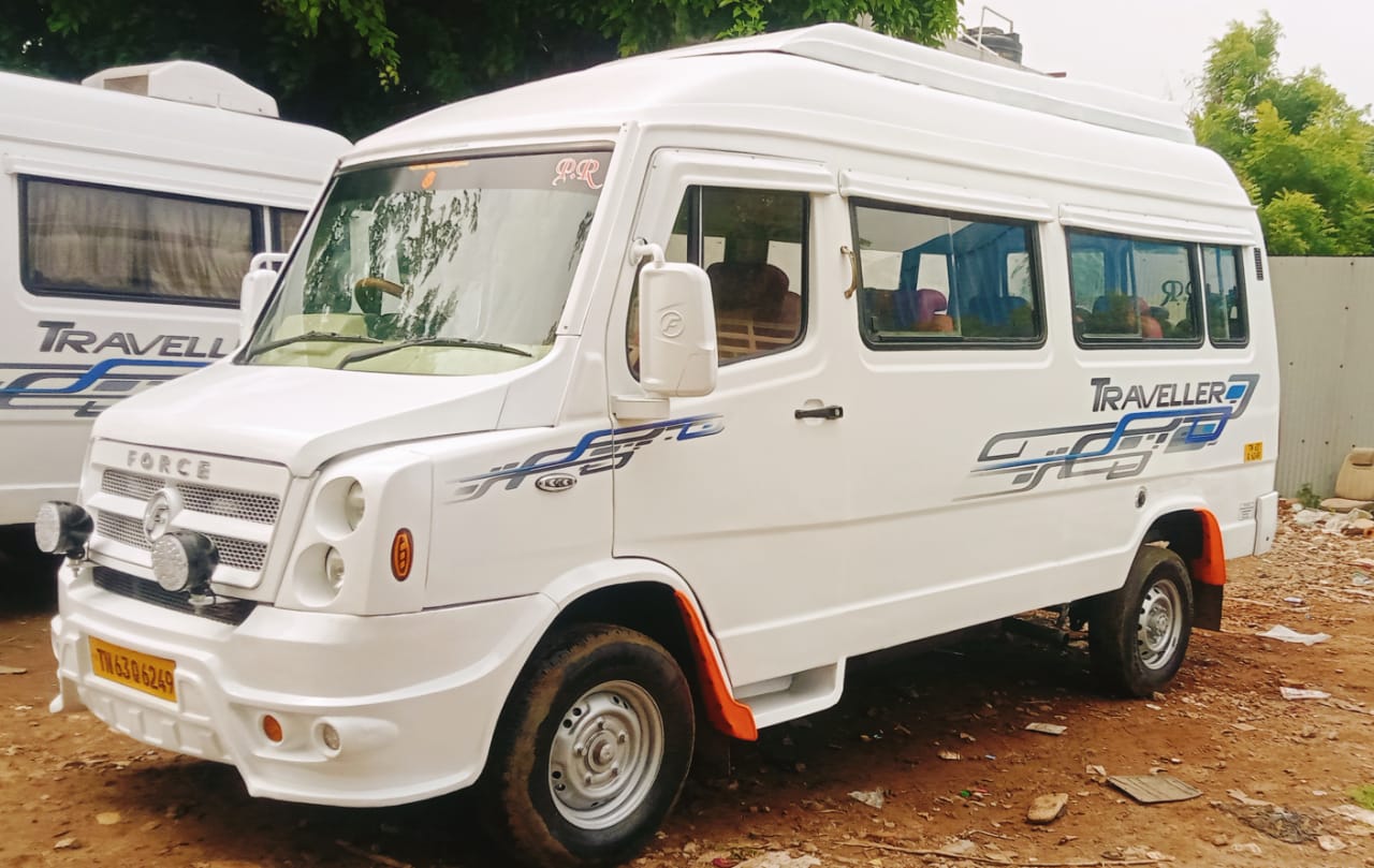 Force Traveller cab Madurai — photo 2