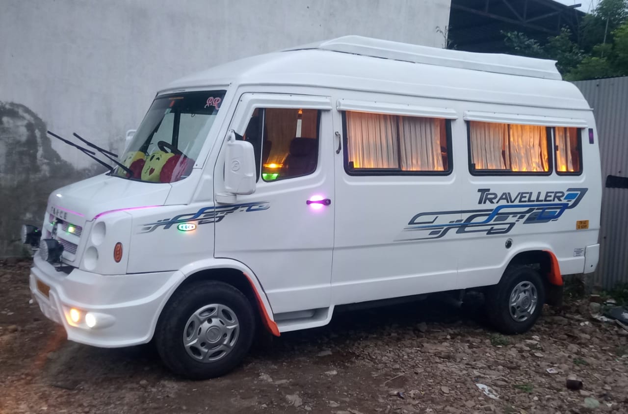 Force Traveller cab Madurai — photo 5